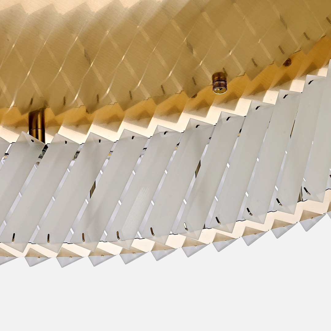 DELUXE - Image 8